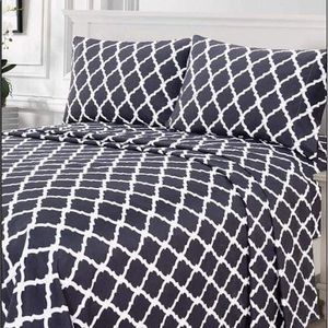 ⭐️SALE⭐️Twin 3pc Charcoal Arabesque Bedsheets